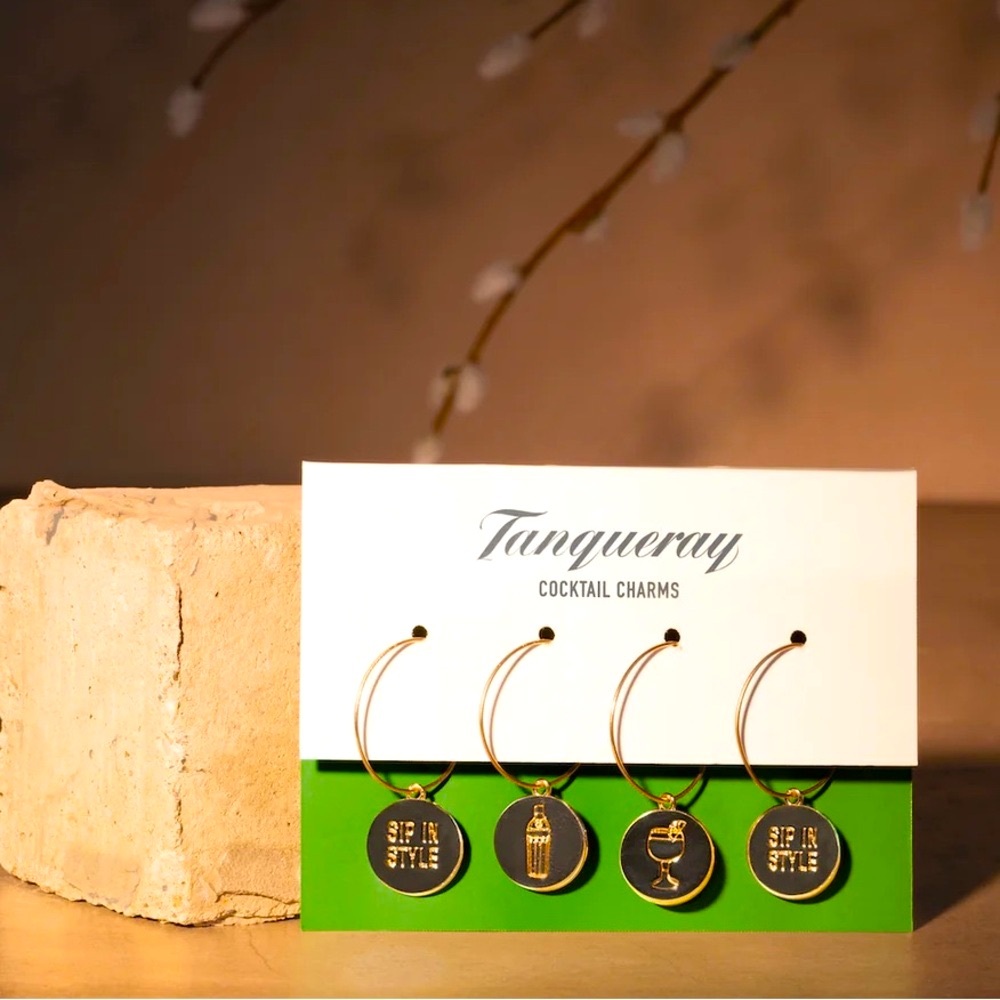🍸NWT! Tanqueray Cocktail Charm Set - Picture 3 of 11